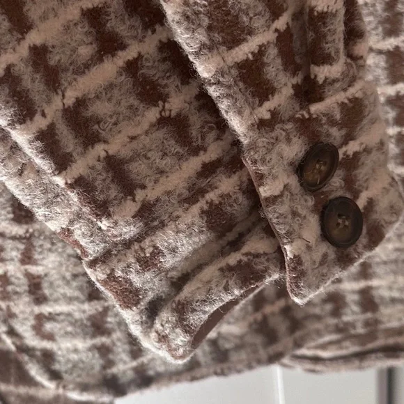 ❄️ NWT 🤎 Hem & Thread Cozy Plaid Shacket 🤎 Size Large - Picture 4 of 8
